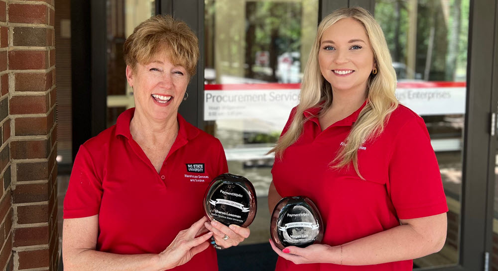 Sharon Loosman and Megan Catt receive the PaymentWorks Hall of Fame Award